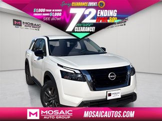 Used 2024 Nissan Pathfinder S image 1