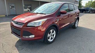 Used 2015 Ford Escape SE image 1