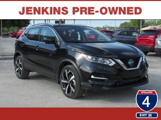 Used 2022 Nissan Rogue Sport SL image 1