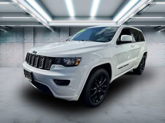 Used 2020 Jeep Grand Cherokee Altitude image 1