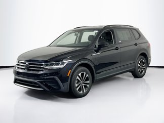 Used 2022 Volkswagen Tiguan S image 1