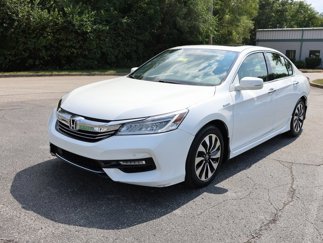 Used 2017 Honda Accord Touring image 1