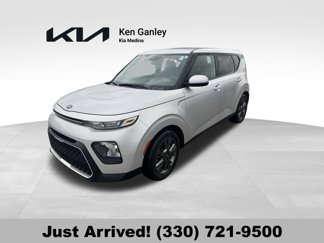 Used 2021 Kia Soul S image 1