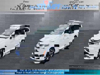 Used 2018 Chrysler Pacifica Limited w/ Tire & Wheel Group image 1