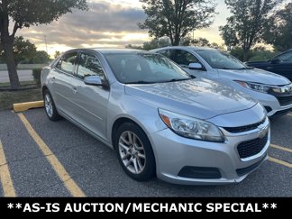 Used 2015 Chevrolet Malibu LT w/ Power Convenience Package image 1