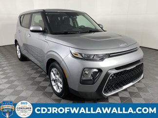 Used 2022 Kia Soul LX w/ Technology Package image 1