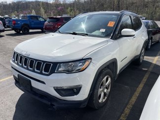 Used 2018 Jeep Compass Latitude image 1