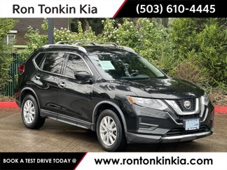 Used 2018 Nissan Rogue SV image 1