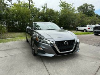 Used 2022 Nissan Altima 2.5 SV w/ SV Premium Package image 1