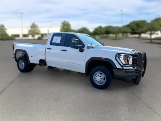 Used 2024 GMC Sierra 3500 Pro image 1