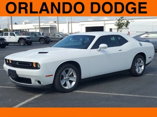 Used 2023 Dodge Challenger SXT image 1