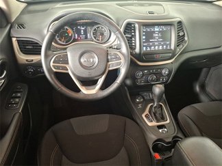 Used 2017 Jeep Cherokee Latitude w/ Cold Weather Group video 2