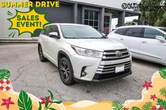 Used 2018 Toyota Highlander Plus image 1