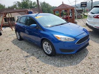 Used 2018 Ford Focus SE image 1