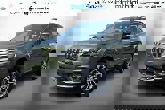 Used 2021 Jeep Cherokee Latitude Lux w/ Sun & Sound Group image 1