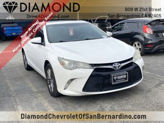 Used 2016 Toyota Camry image 1