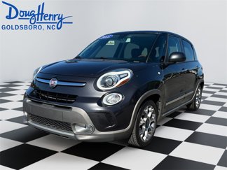 Used 2015 FIAT 500L Trekking image 1