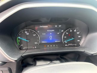 Used 2022 Ford Escape SEL image 1