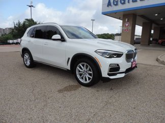 Used 2021 BMW X5 sDrive40i w/ Premium Package image 1
