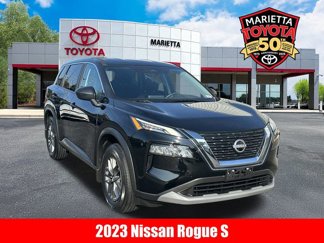 Used 2023 Nissan Rogue S image 1