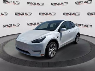 Used 2020 Tesla Model Y Long Range image 1