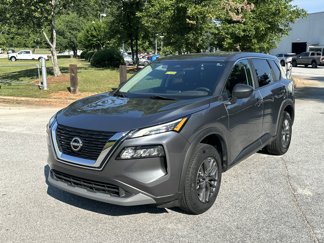 Used 2023 Nissan Rogue S image 1
