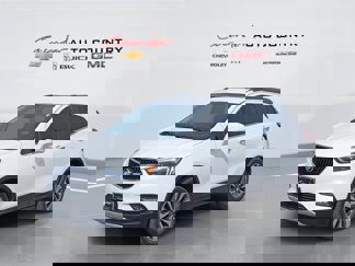 Used 2019 Buick Encore Essence image 1
