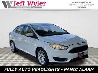 Used 2016 Ford Focus SE image 1