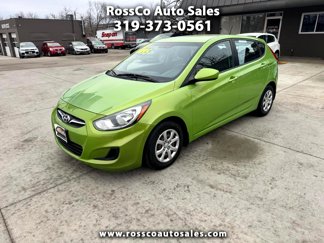 Used 2013 Hyundai Accent GS image 1