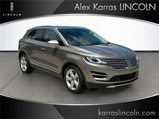 Used 2017 Lincoln MKC Premiere image 1