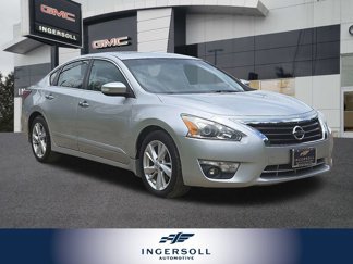 Used 2015 Nissan Altima 2.5 SV w/ Convenience Package image 1