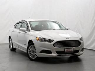 Used 2016 Ford Fusion SE image 1