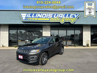 Used 2018 Jeep Compass Latitude image 1