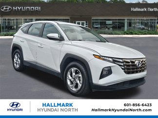 Used 2022 Hyundai Tucson SE image 1