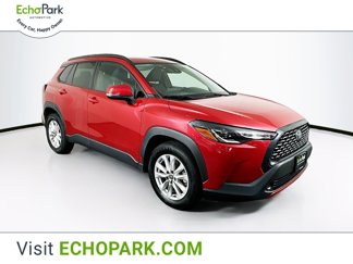 Used 2022 Toyota Corolla Cross LE image 1