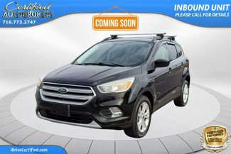 Used 2018 Ford Escape SE image 1