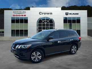 Used 2018 Nissan Pathfinder S image 1