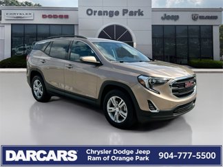 Used 2018 GMC Terrain SLE w/ Driver Convenience Package image 1