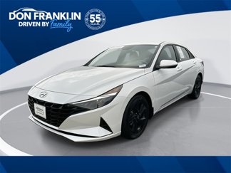 Used 2022 Hyundai Elantra SEL image 1