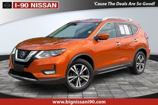 Used 2017 Nissan Rogue SL image 1