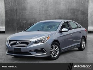 Used 2017 Hyundai Sonata SE image 1