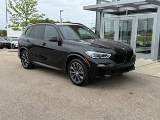 Used 2019 BMW X5 xDrive40i w/ M Sport Package image 1