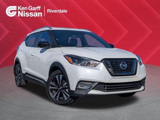 Used 2019 Nissan Kicks SR image 1