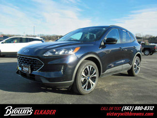 Used 2021 Ford Escape SE w/ SE Sport Appearance Package image 1