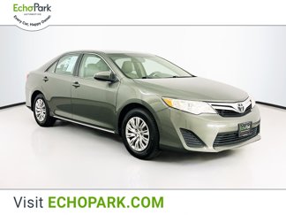 Used 2012 Toyota Camry LE image 1