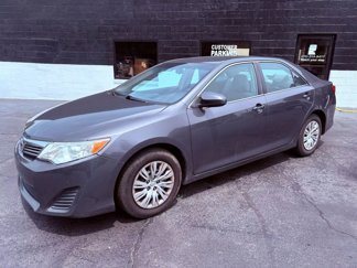 Used 2013 Toyota Camry L image 1