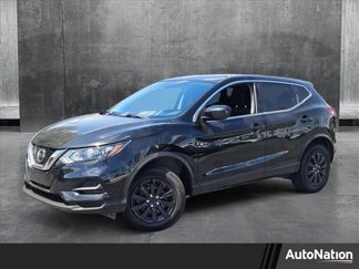 Used 2020 Nissan Rogue Sport S image 1