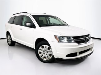 Used 2017 Dodge Journey SE image 1