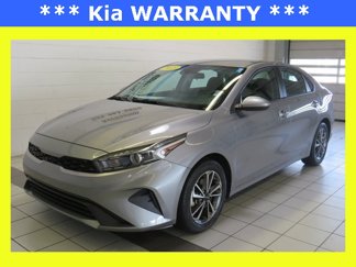 Used 2023 Kia Forte LXS image 1