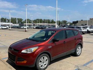 Used 2015 Ford Escape S image 1